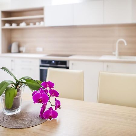 Home Of Health And Beauty Palanga Camera foto